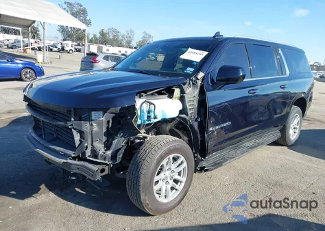 2021 Chevrolet Suburban 2Wd Lt z USA, uszkodzony, nr VIN 1GNSCCKD7MR194780